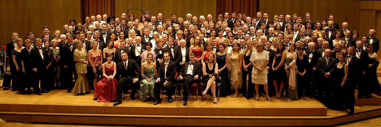 Gruppenphoto: Stiftungsfestball im Gewandhaus